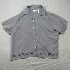 Villager Woman Gingham Button Up Short Sleeve‎ Top with Floral Embroidery